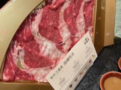 -一绪に寿喜烧(荟聚店)