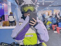 -乔波室内滑雪场
