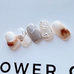 -BELLAREAL新美社