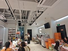 -老班长·小龙虾·鲜货烧烤大排档(金街美地店)