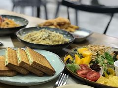 -HELLO 27 意面·沙拉·帕尼尼