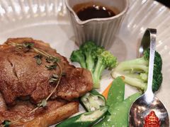 -华阳时光吧餐厅(华阳广场国际大饭店)