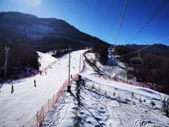 -鳌山滑雪度假区