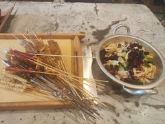 -破瓦寒窑·地摊烤羊排