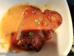 -小天鹅戴斯酒店鲸鲨百汇创作料理