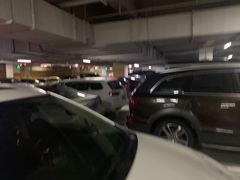 -成都银泰中心-停车场