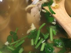 -越弥越南传统美食馆