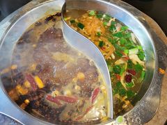 -重庆风光老灶火锅城(同德广场店)