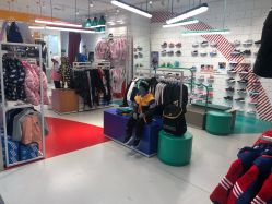 -adidas kids(翠微百货店)