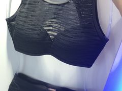 -小海豚国际游泳培训中心(浦东塘桥店)