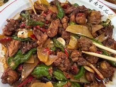 -鲁南仔·滕州炒鸡(经三路店)