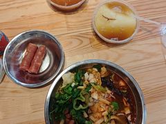 -柳州肥姨妈大骨螺蛳粉(东靖路店)
