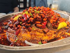 -江边城外烤全鱼(世茂广场店)