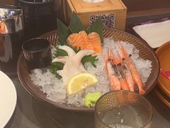 -牛YO寿喜烧·铁板烧和牛火锅自助(市府恒隆店)
