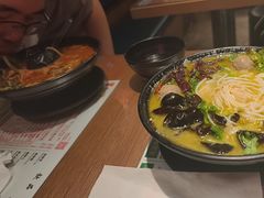 -肥汁米蘭香港米线(定西路店)