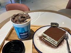 -LAVAZZA拉瓦萨咖啡(中航城君尚购物中心店)