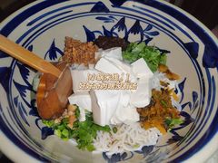 豆花米线-蜗牛小馆醉乡民谣云南菜(惠新西里店)