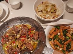 -绿草地·湘菜(7mall店)