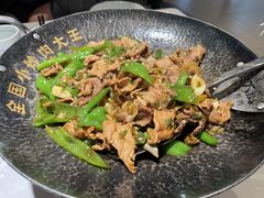-费大厨辣椒炒肉(黄兴中心广场店)