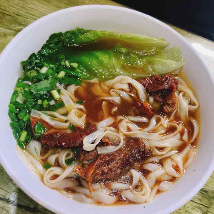 庞记吴川牛腩粉(奥园店)