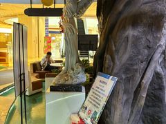 -暴风岛沉浸式体验馆(百联世纪店)