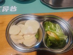 小菜-唯成•韩国炭火烤肉 유성고기