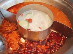 -周师兄大刀腰片火锅(磁器口直营店)