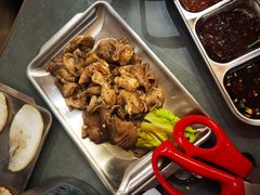 -围炉肉舍•炭烤活鳗•丹东海鲜烤肉(步行街店)