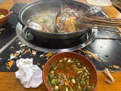 -灌县老妈砂锅串串香(万科红生活广场店)