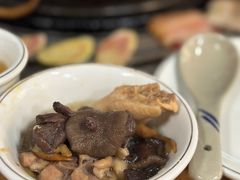 -阿山卓·野生菌火锅·纳西火塘烤肉