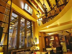 -Casa Nova