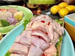 -得意咚瓜·顺德鱼生·冬瓜火锅(深圳首店)