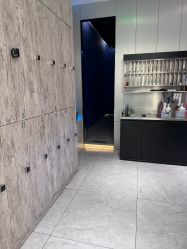 -PE SALON