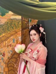 -一揽芳华汉服旗袍体验馆(拙政园店)