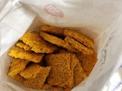 蟹香咸蛋黄锅巴-上海哈尔滨食品厂(淮海中路店)