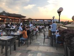 -WOLFGANG PUCK KITCHEN & BAR(迪士尼小镇店)