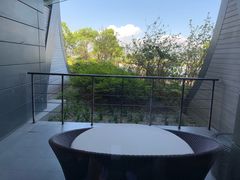 -上海滴水湖皇冠假日酒店