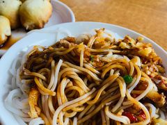 -老字号眼镜子煎包汤包店