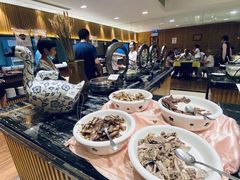 -安徽饭店·白鹭阁自助餐厅(梅山路店)