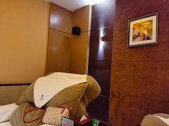 -金色印象·4K影院式足体养生(南坪桃源店)