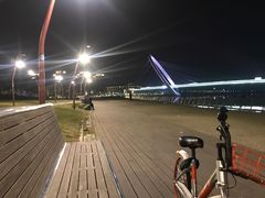 -南京眼步行桥