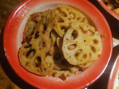 -老三样·美食研究中心(世贸路店)