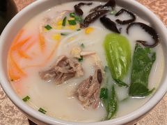 鸡汤米线-云海肴·汽锅鸡·云南代表菜(五道口购物中心店)