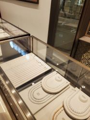 -RUANS阮仕珍珠(北京蓝色港湾店)