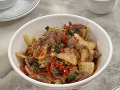 酸辣鸡杂-红色湘菜馆(春风店)