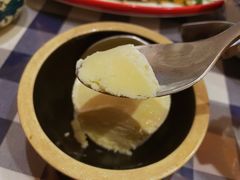 姜撞奶冰淇淋-小粤楼·怀旧粤菜(万辉国际广场店)