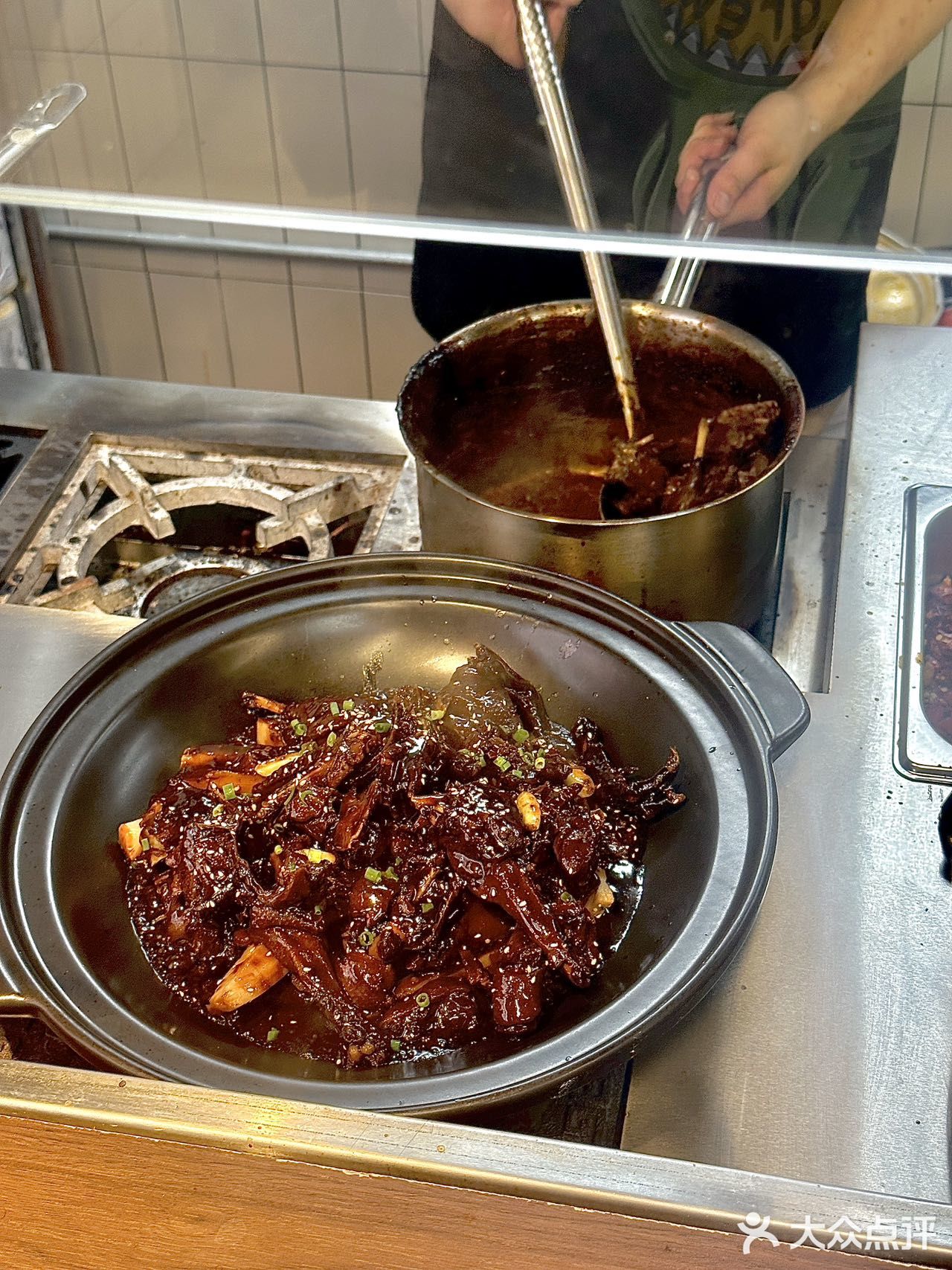 鸡哥同款黑鸭煲开到光谷啦！！