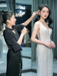 -艾米丽婚纱礼服