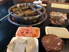 -邓莽子老火锅(中兴路总店)