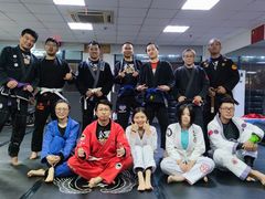 -金翼跆拳道巴西柔术拳击格斗学院